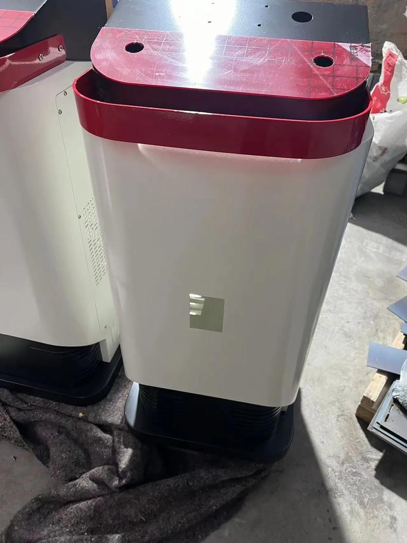 探討實(shí)體鈑金加工廠家 為機(jī)箱機(jī)柜與電子產(chǎn)品制造護(hù)航